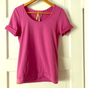 lolë workout top